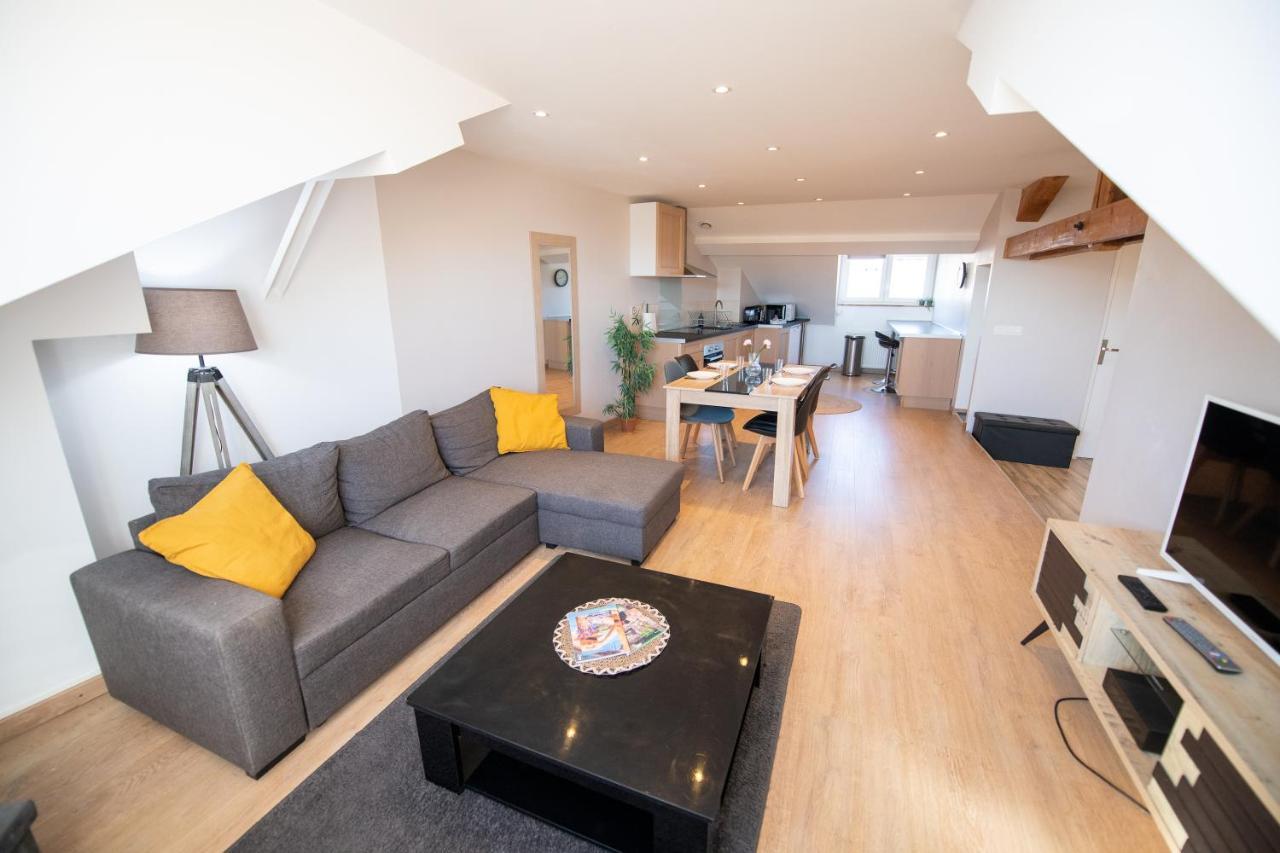 Kasa Friendly - Proche Centre Ville - Tout Equipe Et Calme 생테티엔 외부 사진